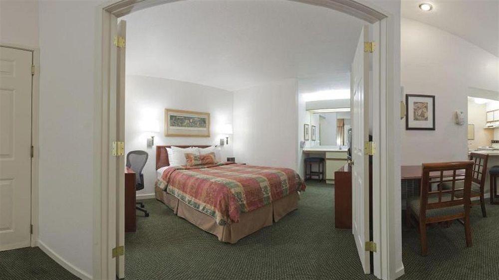 Sonesta Es Suites San Jose - Airport Стая снимка